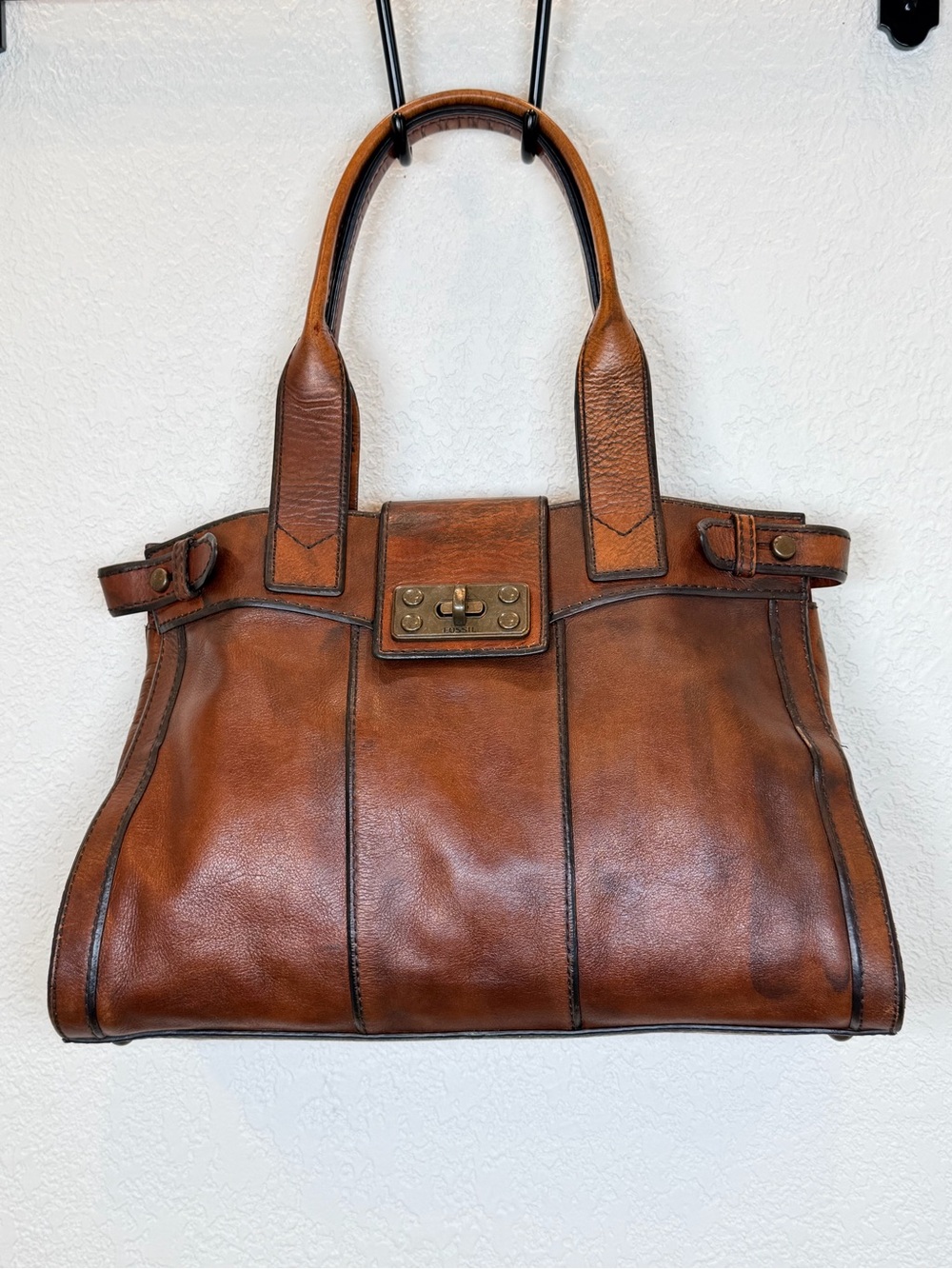 Fossil Vintage Reissue VRI Leather Medium Turnlock Satchel ZB5103 Cognac Brown